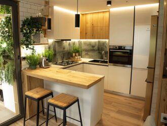 Jak wybrać ekologiczne meble kuchenne do małych przestrzeni